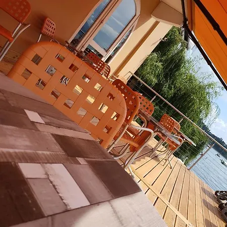 Hotell Sirena 2*